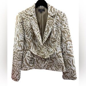 LIZ CLAIBORNE  zebra animal Print Blazer Size 6. Belted, Neutral, Lined career